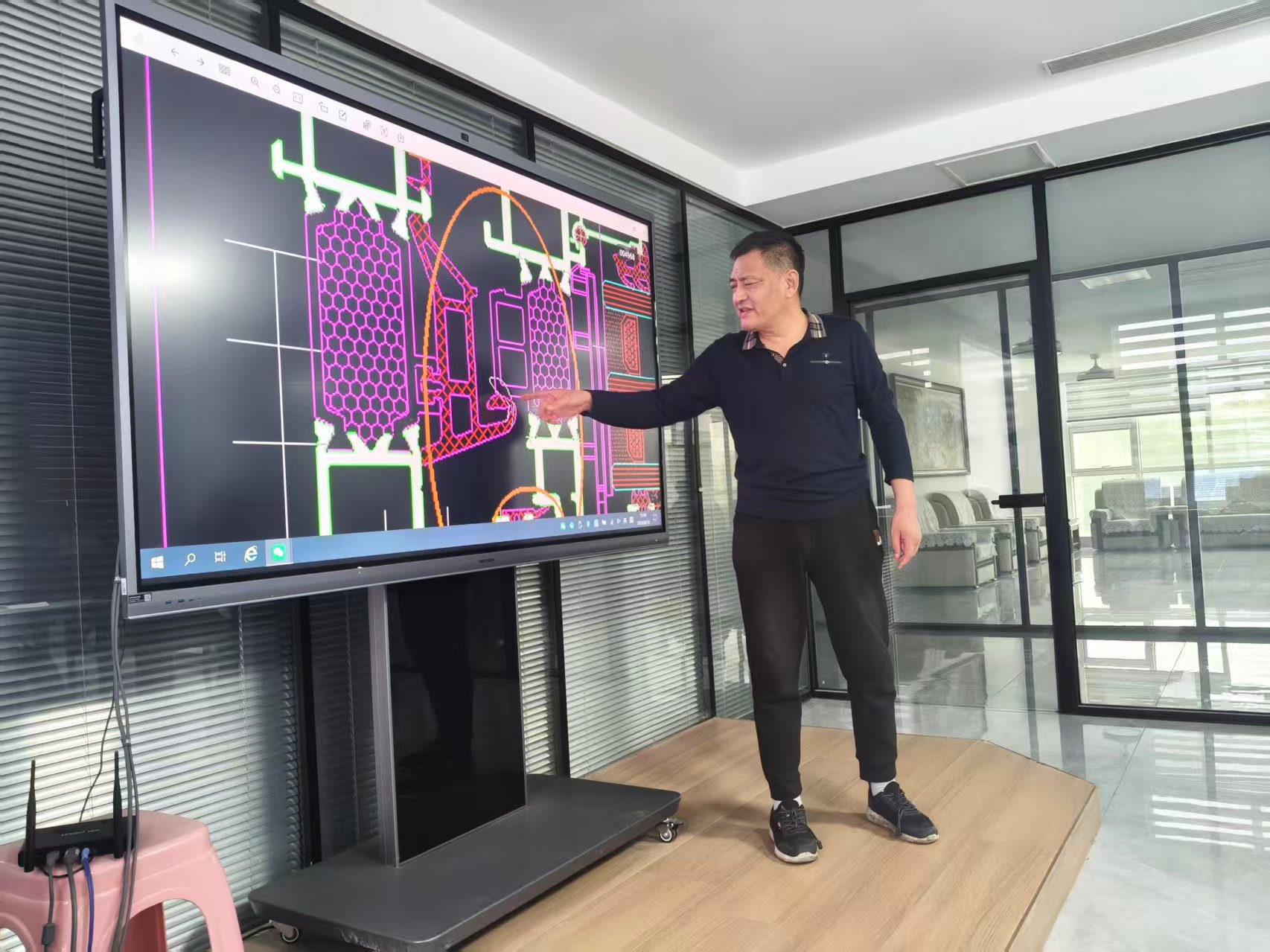 Understanding products leads to understanding customers: Mr. Liu received training from the foreign trade department to unlock the core logic of sealing product sales
