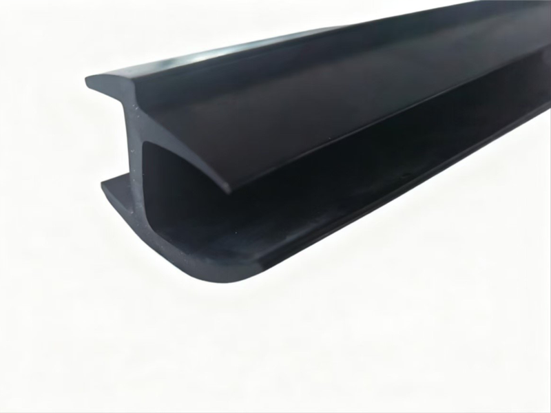 Container sealing strip